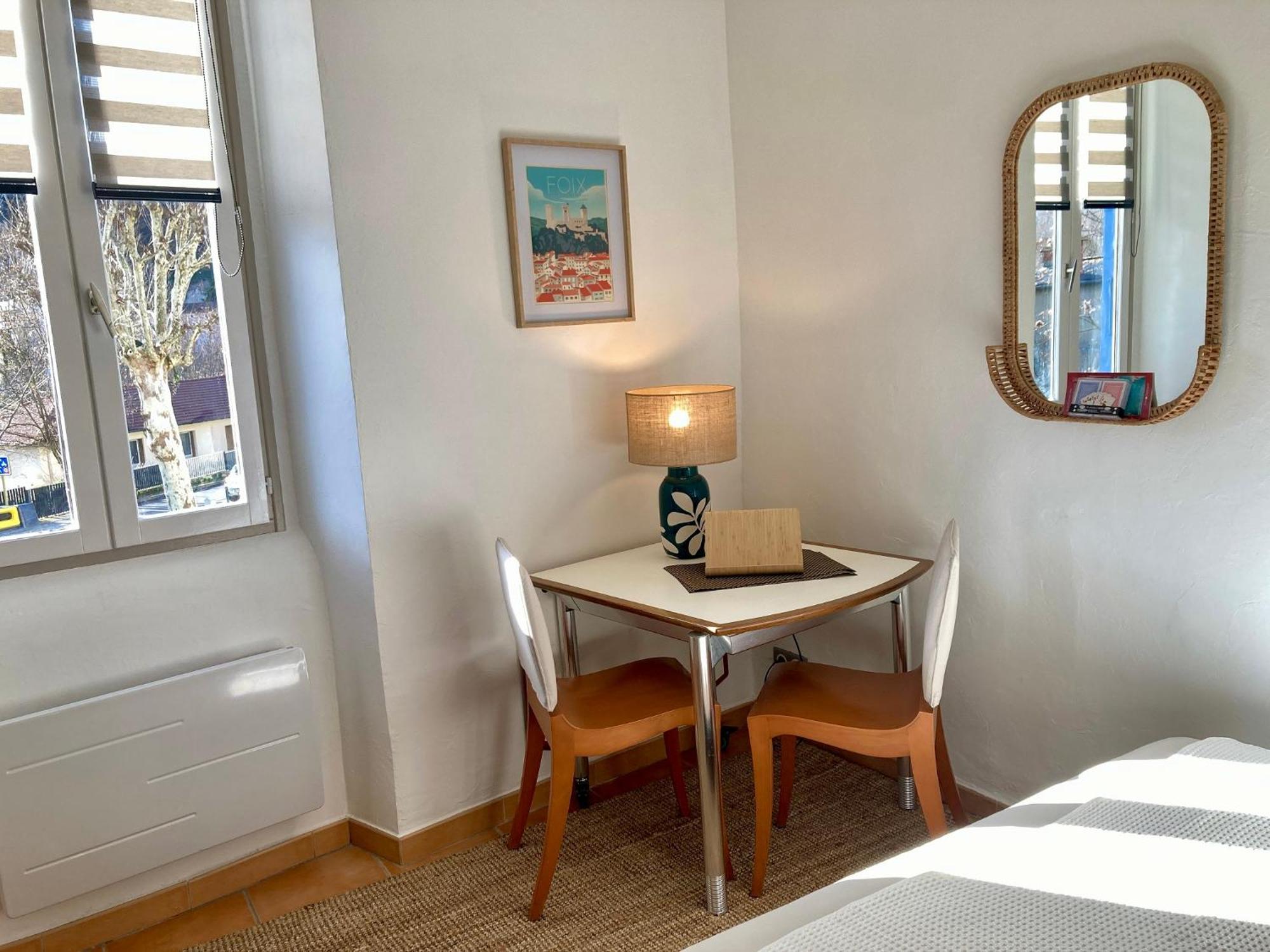 Aux 4 Logis Appart-Hotel - Studio Le Terra - Petit Dejeuner Inclus 1Ere Nuit Foix Dış mekan fotoğraf